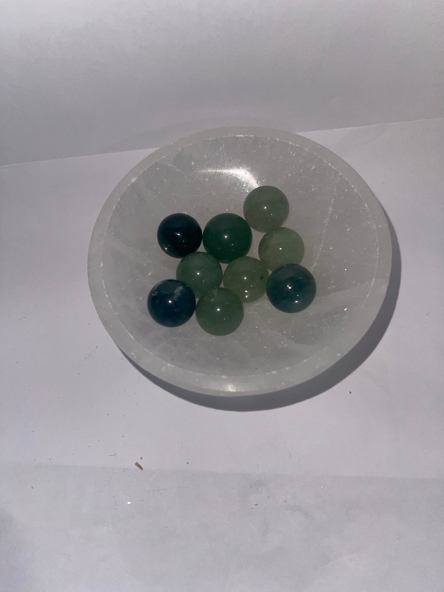 Mini green garden spheres