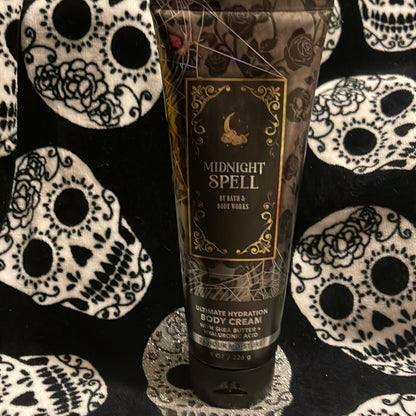 Midnight spell shower Gel