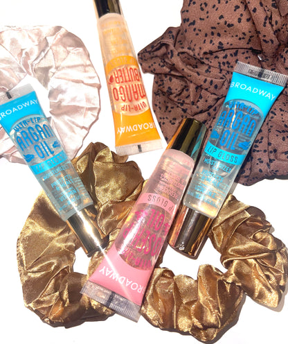 Luvely clear lipgloss