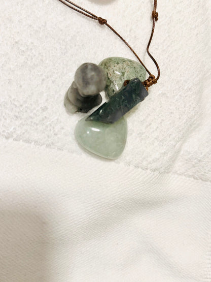 Carved necklaces take w/you