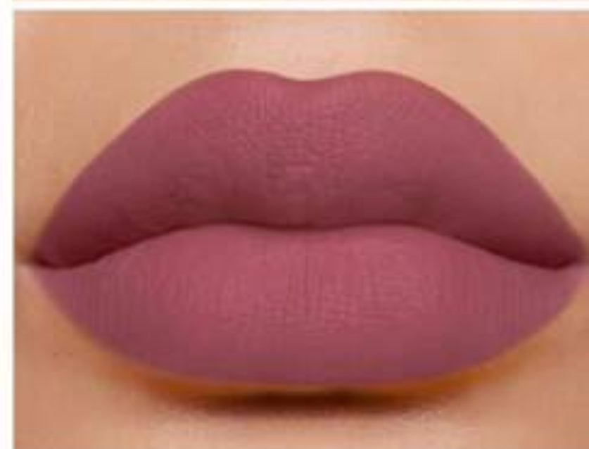 Matte color lip gloss