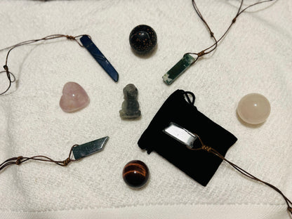 Carved necklaces take w/you