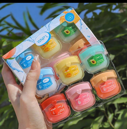 Lipgloss moisturizer