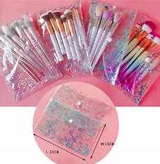 Brush purse