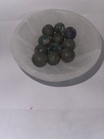 Mini sphere luck dark