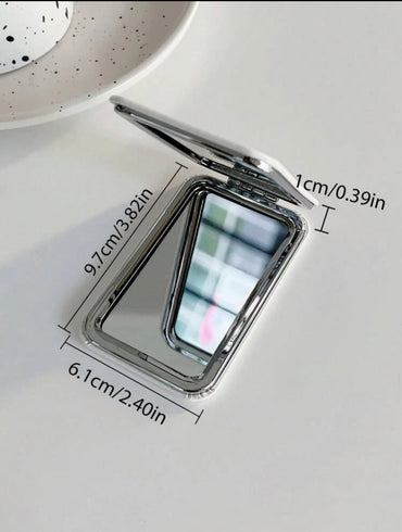 Mirror pocket