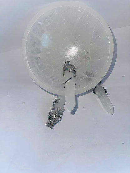 White quartz pendant
